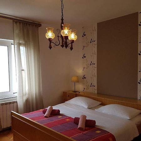 Apartments Gabriela Baška Esterno foto
